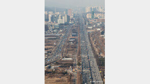 설 연휴 첫날 고속도로 ‘혼잡’…오후1시 서울→부산 6시간40분