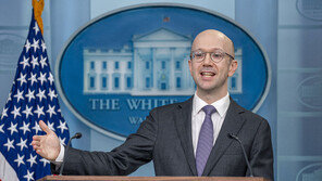 백악관, 바이든 특검 보고서 진화 안간힘…“정치적 동기”