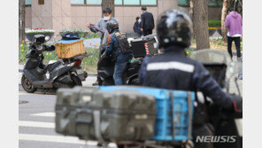 음식 배달 시장 사상 첫 감소…온라인 식품거래 40조 돌파