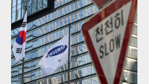 ‘파업 경고’ 삼성전자 노조, 교섭 집중…사측, 2.5% 제시 ‘진전’