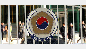 尹정부 “의대 2000명 증원·역대 최대 수출액·교권보호” 성과