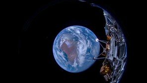 민간 달 착륙선 오디세우스가 보내온 ‘푸른 행성’ 지구