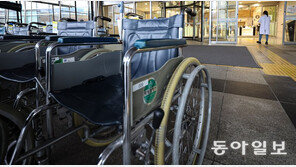 전공의들 병원 떠났다… 정부 ‘진료유지명령’ 