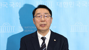 윤영찬, 비명계 하위 20% 논란에 “철저하게 기획된 것”