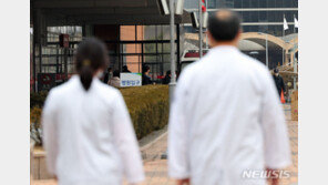 의사 파업에 간호사 ‘열불’…“환자 죽이는 행위”