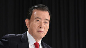 與 중진 홍문표, 경선 포기…“섭섭하지만 당 위해 헌신”