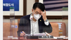 검찰 ‘통계조작’ 윤성원 전 차관·이문기 전 행복청장 영장 재청구