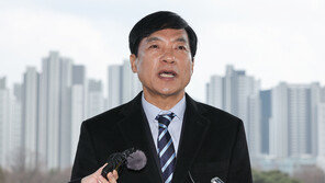 ‘尹 가족 수사 지휘’ 이성윤 전 서울중앙지검장, 민주당 영입인재로