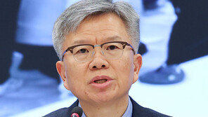 의협 “의대 증원땐 교육 부실…기초의학 교수들 못구해”