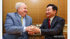 인요한, ‘명룡대전’ 원희룡 지원 사격…혁신위 종료 후 첫 행보