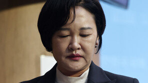 조응천 “이수진, 찐명아닌 어정쩡한 친명 쳐낸 것…확실히 옹호하라 신호”