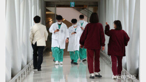 전공의 복귀 시한 D-1…“피해는 우리가” 애타는 환자들