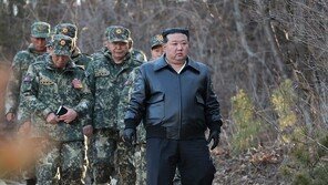 김정은, 軍기지 찾아 “실전훈련 강화”…한미연합연습 대응
