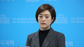 고민정, 최고위 복귀 “생각달라도 尹정권 폭주 막으려 연대”