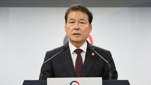 통일부 ‘북한인권증진위’ 2기 활동 개시…탈북 변호사·작가 참여
