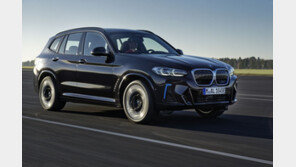 “충전기 늘리자 판매도 늘었다”…BMW, 수입 전기차 1위