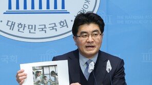 서울의대 교수비대위 “협의체 재구성·의사증원 1년뒤 결정 제안”