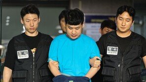‘신림 흉기 난동 살인’ 조선, 항소심 첫 재판서 “무기징역 부당하다”