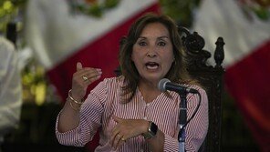 페루 대통령, ‘연봉보다 비싼 시계’ 찼다가 검찰 조사 行