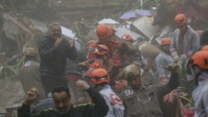 브라질 4세 소녀, 폭우로 무너진 건물서 극적 구조
