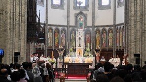 “새 생명-희망 퍼지길” 전국 교회-성당 부활절 행사