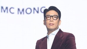 MC몽 “이승기가 ‘엄청난 투자자’라며 성유리 남편 소개”…코인 범죄 증인 참석