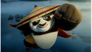 ‘푸바오’ 빈자리, ‘포’가 채울까… 후계자 찾아 돌아온 쿵푸팬더