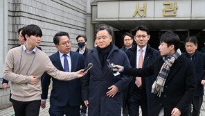 민주노총 와해 의혹’ SPC 허영인 5시간 구속심사
