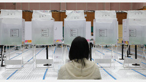 4·10 총선 첫날 사전투표율 15.61%…4년 전보다 3.47%포인트 높아