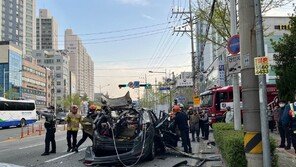 담뱃불 붙이려다 ‘펑’…차량 내 캠핑용 가스 폭발 SUV 전소
