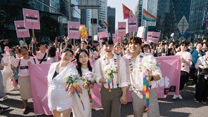 ‘퀴어문화축제’ 서울광장 개최 올해도 무산…‘책읽는 서울광장’ 진행