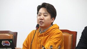 이준석 “전당대회 출마하지 않겠다…인재영입과 지방선거 준비”