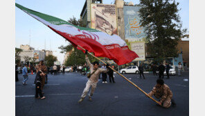 “이란, 이스라엘 공격 탐지 못 해 방공망 손상…미사일도 발사”