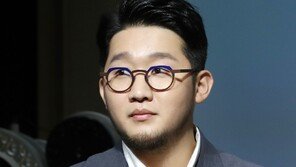 ‘버터 없는 버터맥주 논란’ 어반자카파 박용인 첫 재판서 혐의 부인
