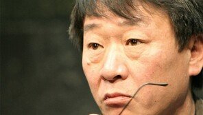 대학로 소극장 학전 이끈 ‘아침이슬’ 김민기 별세…향년 73세