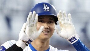 오타니, LA 의회 제정 ‘오타니의 날’에 시즌 13호 홈런 축포