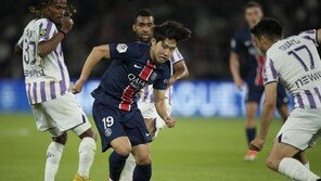 PSG 이강인, 리그 최종전서 원맨쇼…1골 1도움 맹활약