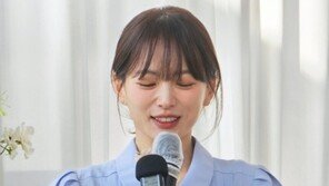 “13년 사랑, 남편께 양보”…배우 천우희, 팬 결혼식 참석해 축사 ‘훈훈’