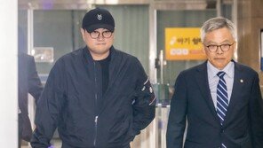 김호중, 폰 제출 안 하더니…아이폰 3대 압수 후엔 비번 제공 거부