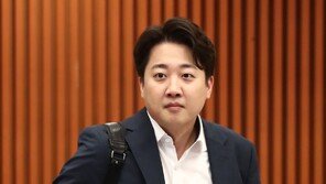 이준석, ‘尹 멍청’ 발언 비판에 “그럼 나한테 싸가지 없다 하지 말라”