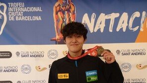 김우민, 자유형 400m 개인 최고기록…황선우 자유형 100m 우승