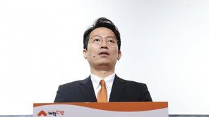 ‘얼차려 중대장’ 실명공개 논란…개혁신당 “OOO 구속하라”