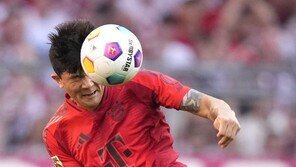 “김민재, 뮌헨 첫 시즌 아쉽지만, 희망도 봤다” 독일 매체