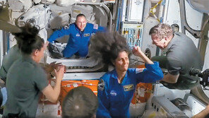 보잉도 ISS 도킹 성공… 유인 우주선 민간경쟁 시대