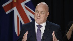 뉴질랜드 럭슨 총리, 中·日 총리와 연쇄회담…무역·안보 등 협력