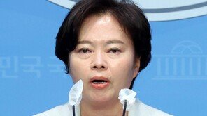 조국혁신당, 배우자 처벌 가능한 ‘김건희 방지법’ 추진