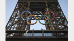 “올림픽 오지 마세요”…파리서 SNS 보이콧 시위 확산
