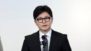 한동훈 “‘애완견’ 운운 비뚤어진 언론관, 가짜뉴스 못잖게 위험”