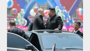 트럼프 前참모 “북-러 관계 심화가 한국을 자체 핵무장 방향으로 내몰아”