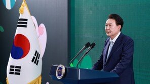 “엄마, 나 챔피언 먹었다”…4전5기 홍수환, 47년만에 파나마 간다